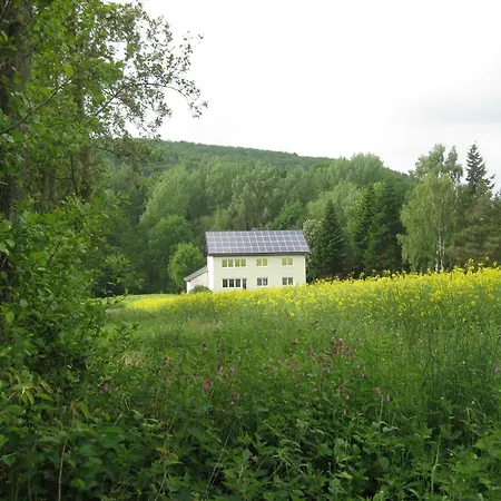 Im Obergeschoss, Homberg Apartment